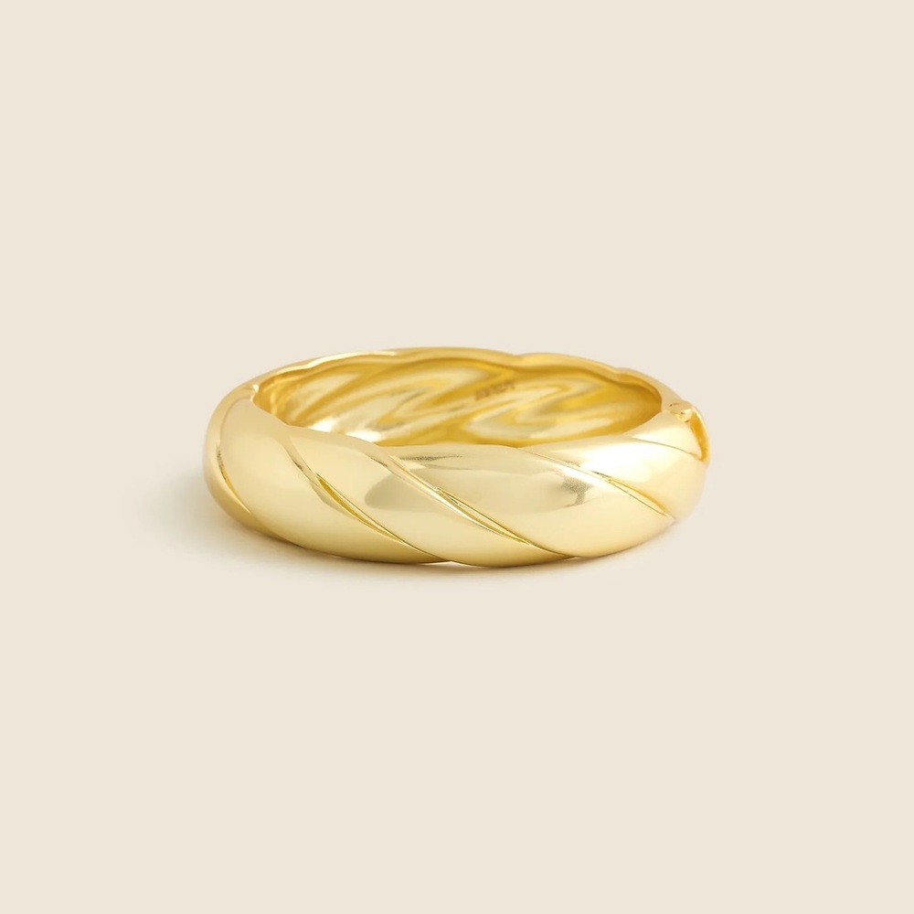 Ridged cuff bracelet